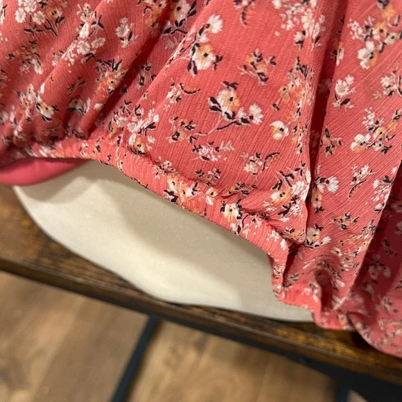 Tamara H. Ruffle Floral Blouse - pink - Picture 6 of 10